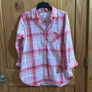 Foxcroft NYC wrinkle free button down